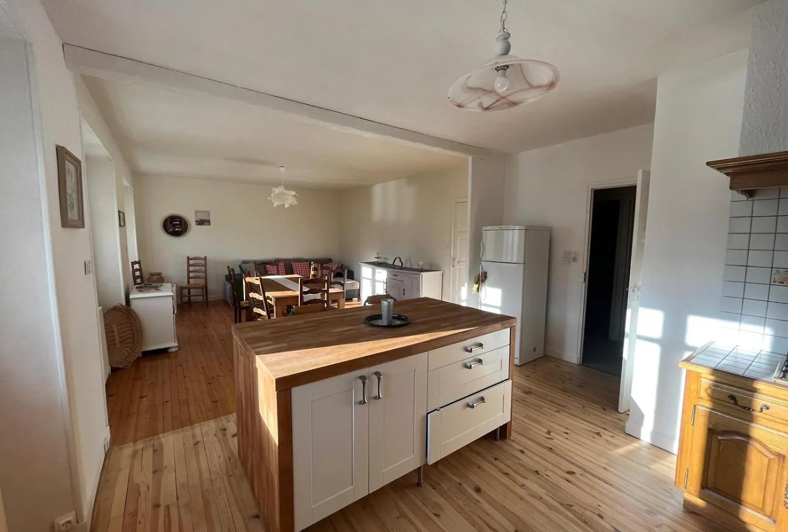 Gite Maison Fougeres Droite Saint-Prejet D'Allier 14 Personnes 0*, Saint-Prejet-d'Allier
