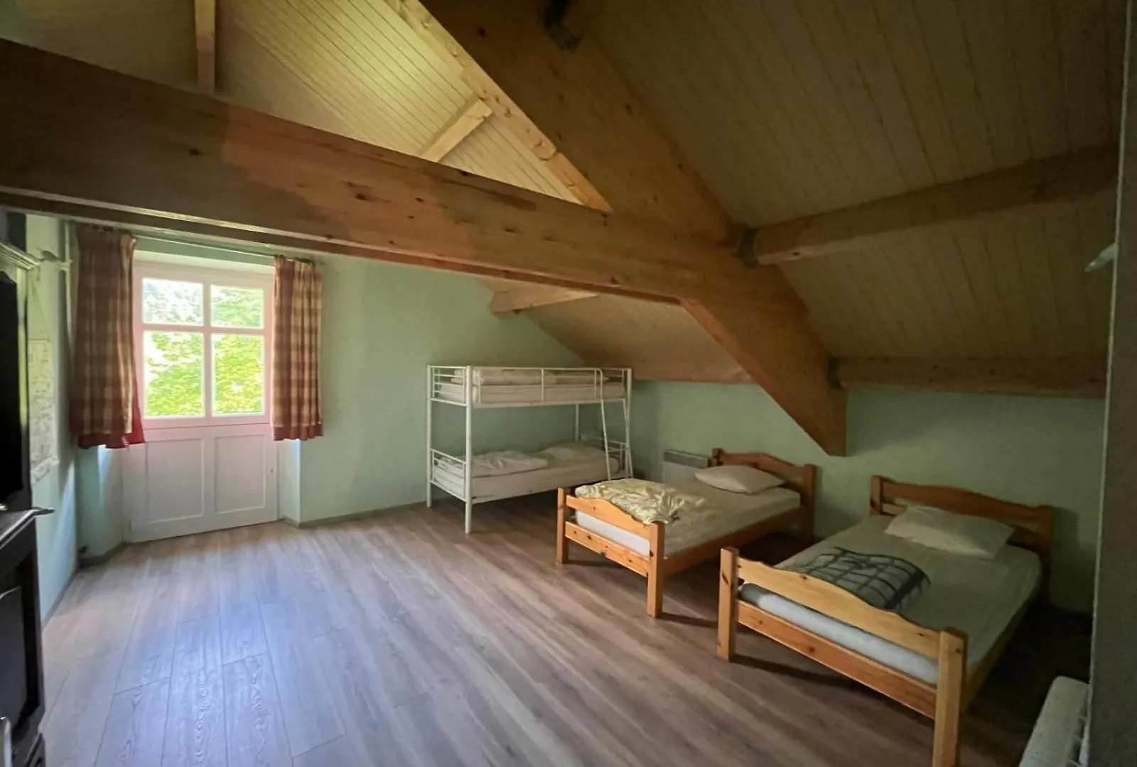 Gite Maison Fougeres Droite Saint-Prejet D'Allier 14 Personnes Saint-Prejet-d'Allier