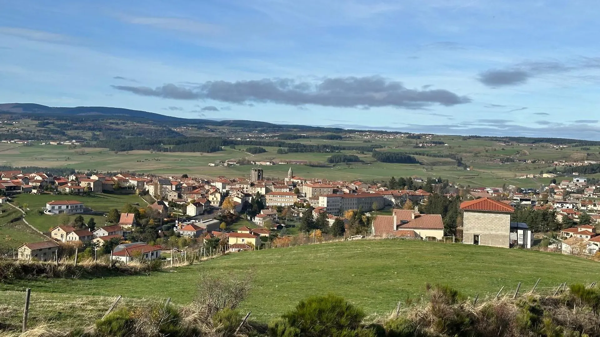 Gite Maison Fougeres Droite Saint-Prejet D'Allier 14 Personnes Holiday home Saint-Prejet-d'Allier
